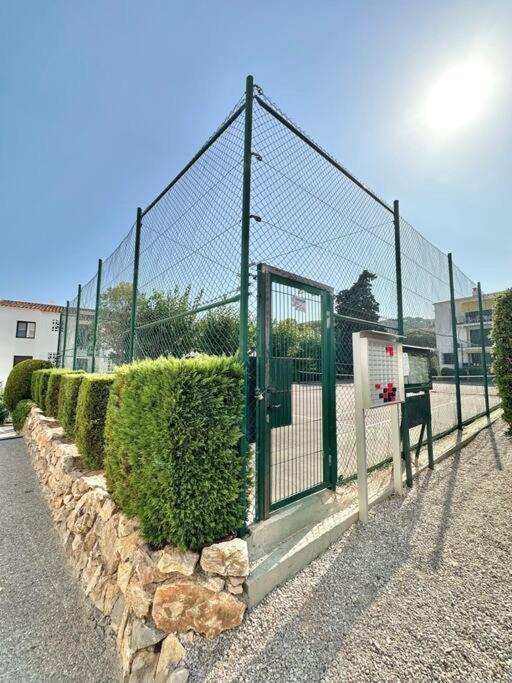 The Golden Oak In Calella Centre - 100M From Beach Apartment Palafrugell Exterior photo